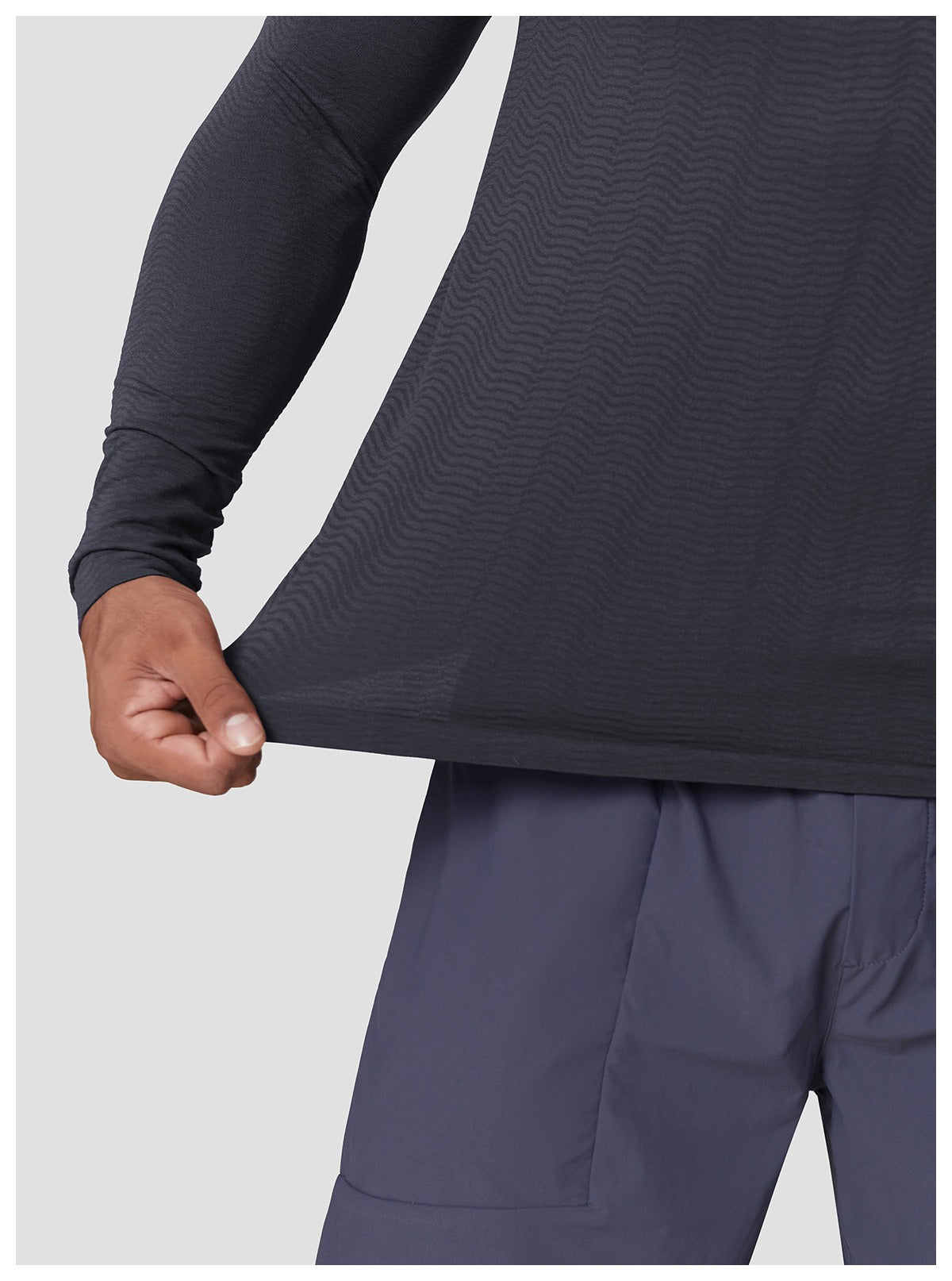 Men’s Slim Fit Seamless Training Long Sleeve Shirt