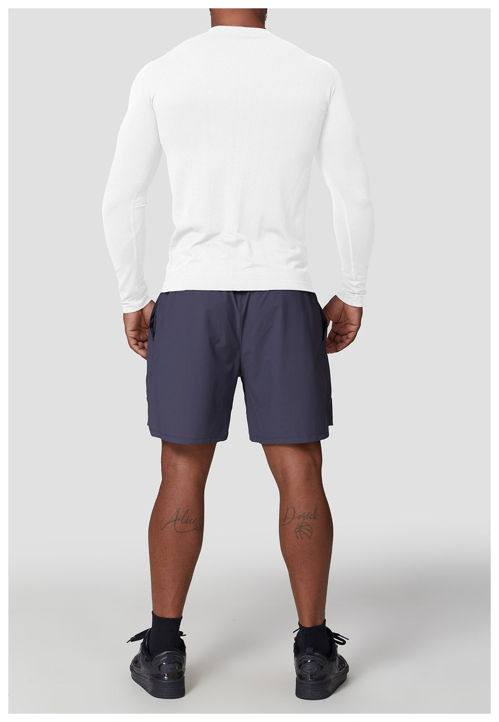 Men’s Slim Fit Seamless Training Long Sleeve Shirt
