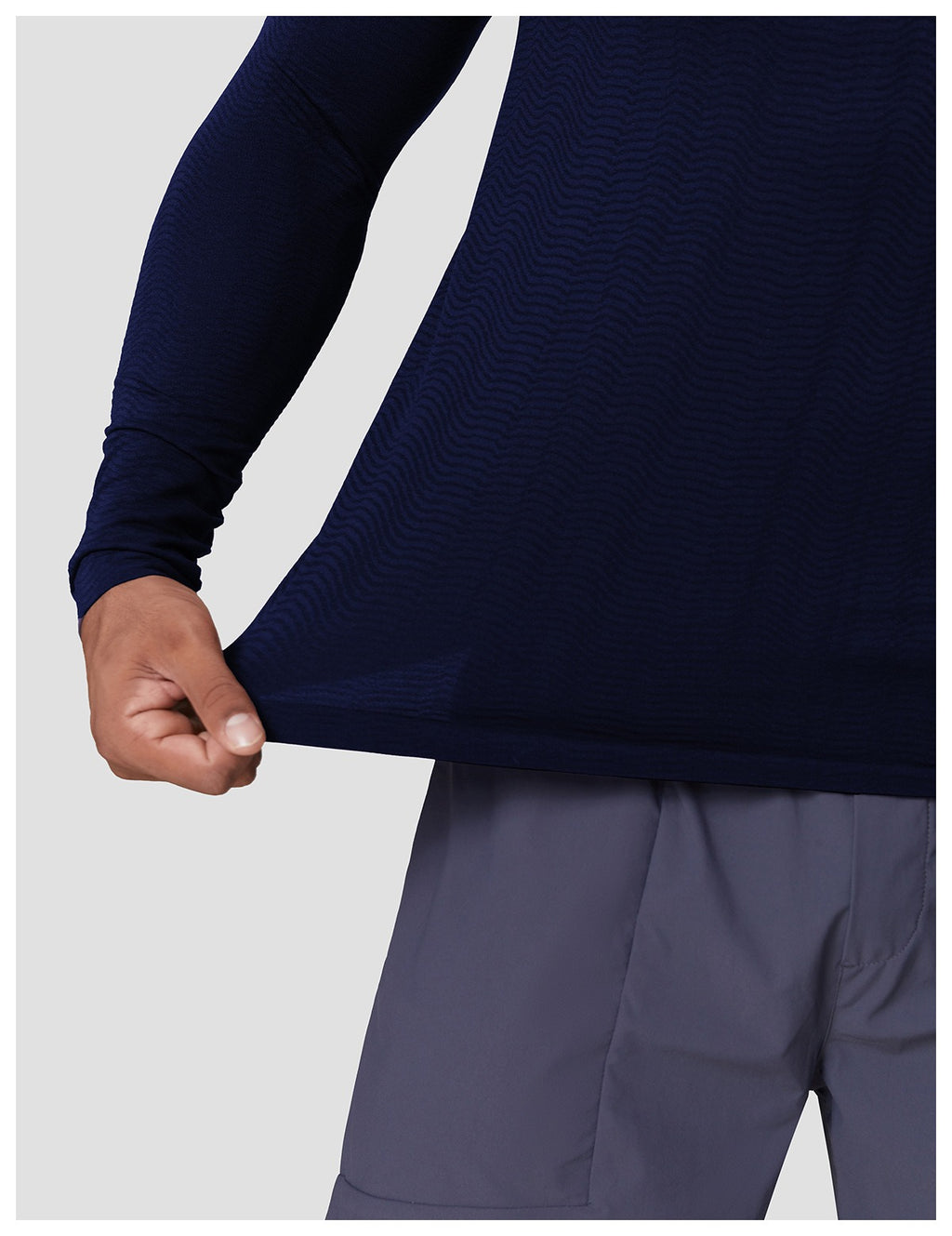 Men’s Slim Fit Seamless Training Long Sleeve Shirt