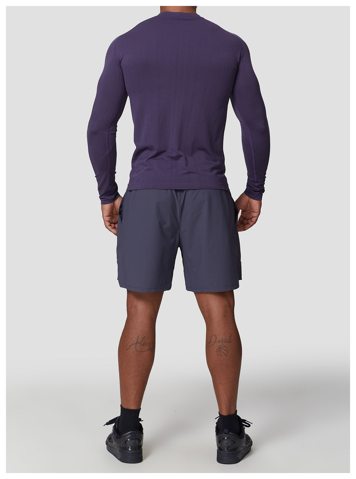 Men’s Slim Fit Seamless Training Long Sleeve Shirt