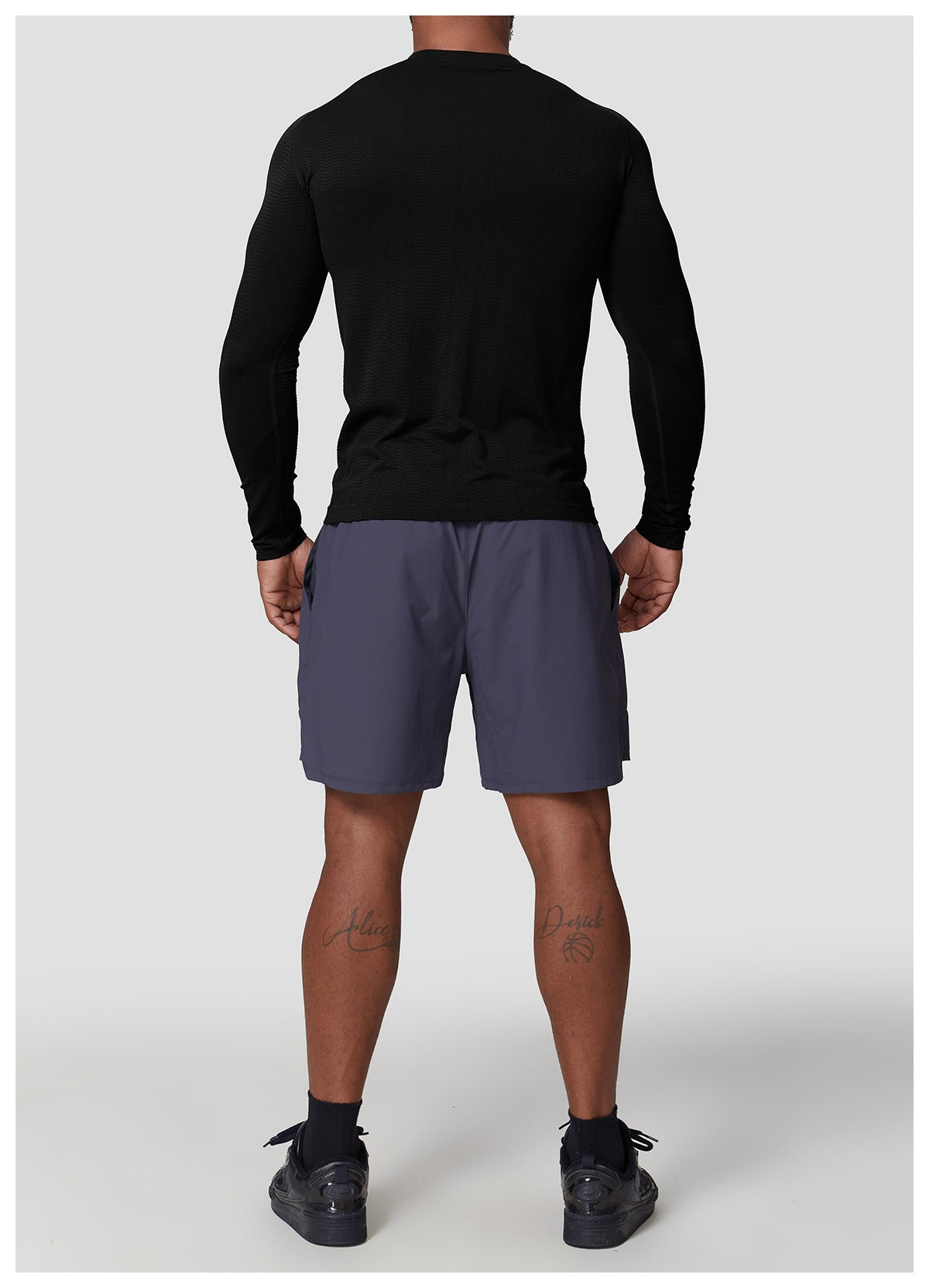 Men’s Slim Fit Seamless Training Long Sleeve Shirt