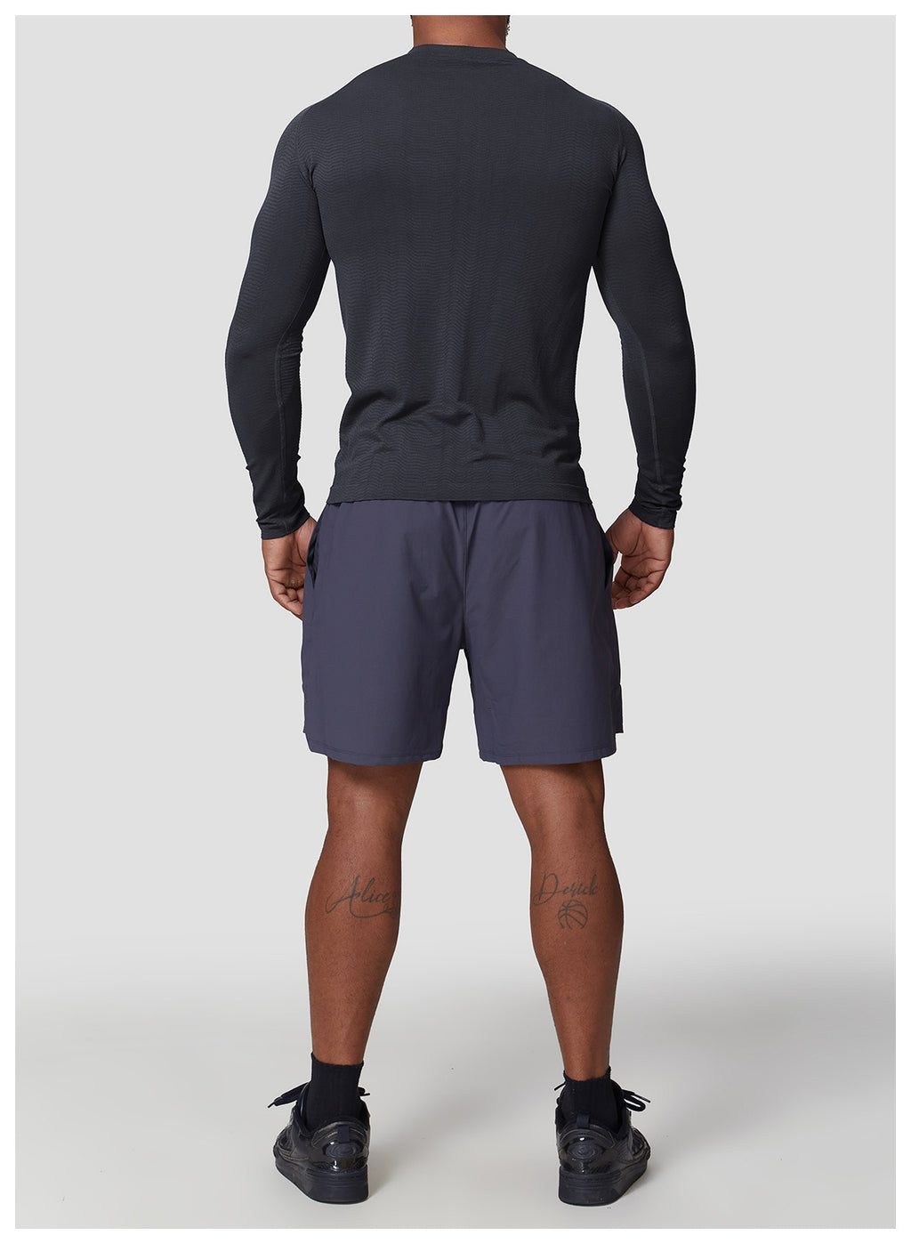 Men’s Slim Fit Seamless Training Long Sleeve Shirt
